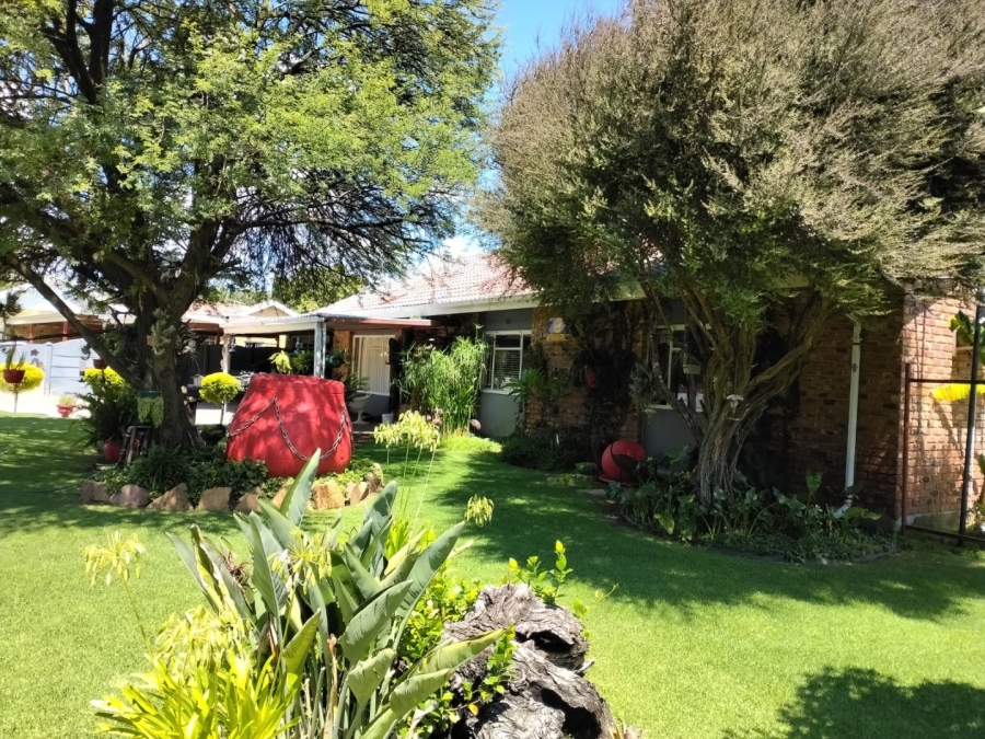 3 Bedroom Property for Sale in Odendaalsrus Free State